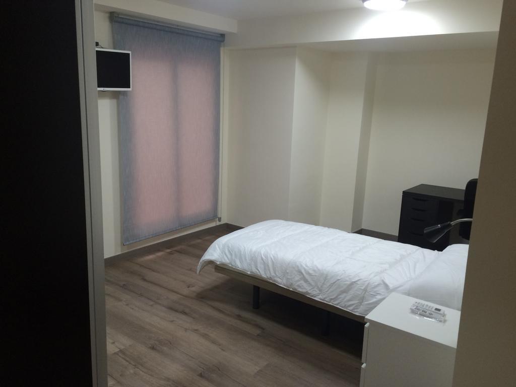 Europa House Village San Vicente Raspeig Oda fotoğraf